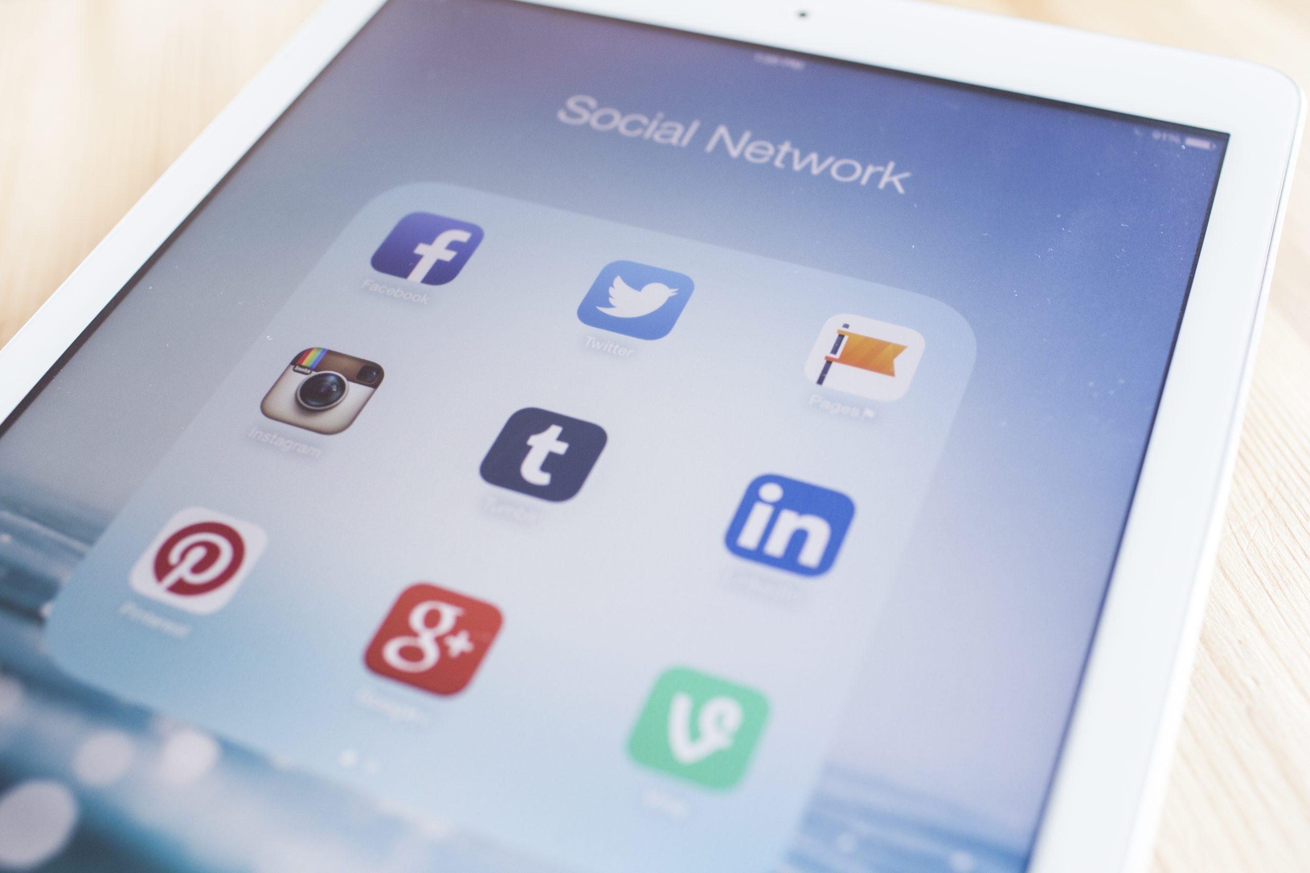 CHIANG MAI, THAILAND - SEPTEMBER 07, 2014: All of popular social